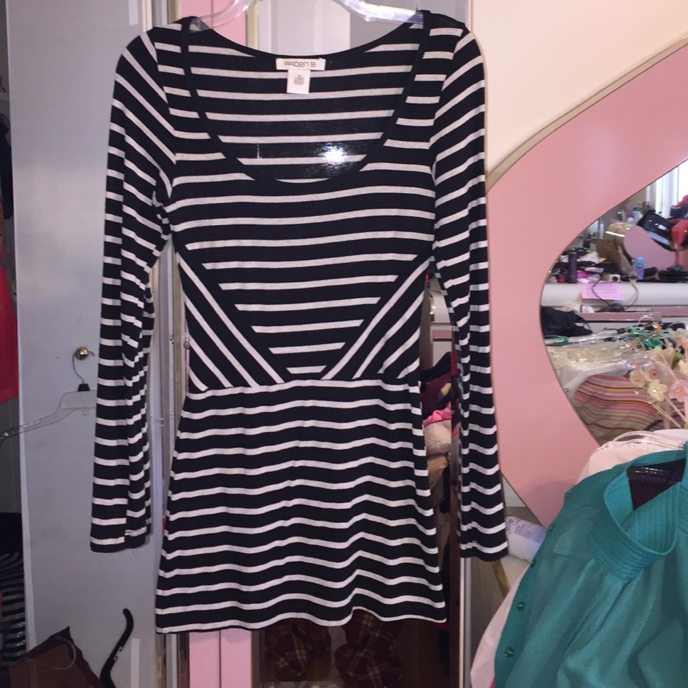 Striped long sleeve top